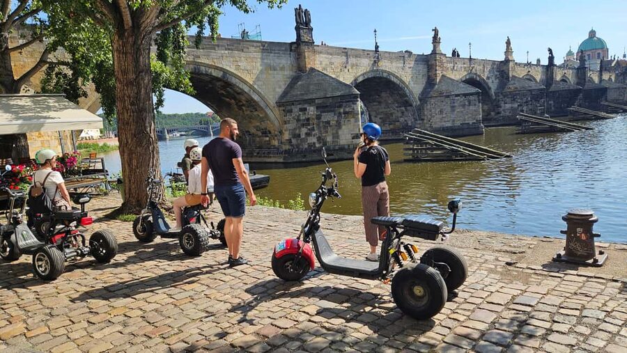 Prague: Castle Viewpoints & Charles Bridge Trike Tour - Price and Value: Why $68 Can Make Sense for 1 to 2 Hours