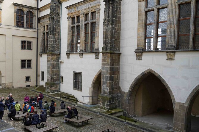 Prague Castle Walking Tour (Tip-based tour) - Pay-what-you-wish value at Prague Castle (and how to handle tipping)