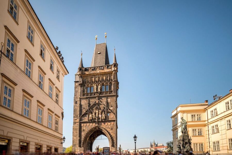 Prague: Charles Bridge Towers Combined Entry Ticket - Finding the towers: Old Town Karlův most and Malá Strana