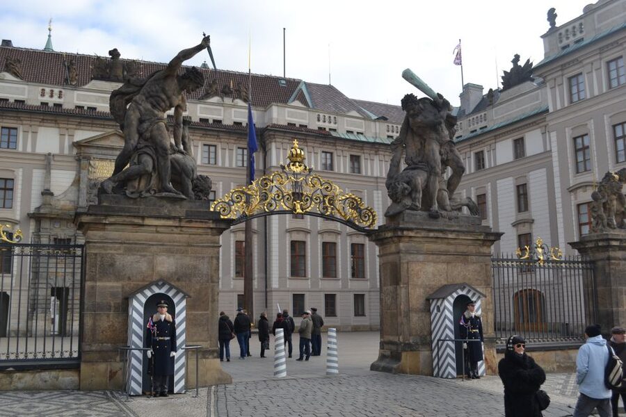 Prague City: 1-Hour Orientation Tour by Bus - New Town (Nové Město): Charles IV’s Bigger Plan