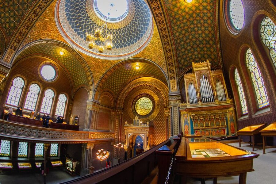 Prague: Classical Concert in the Spanish Synagogue - Key things you will notice fast