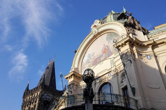 Prague Communism tour with visit of Communism museum - Price and logistics: what you pay, what you add