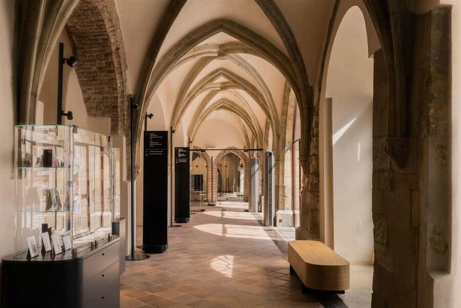Prague: Dan Brown Tour - How the guide turns Prague architecture into plot evidence
