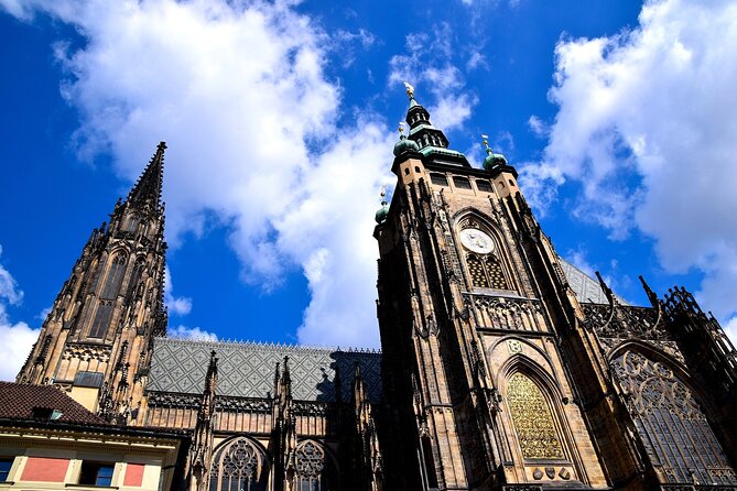 Prague DeLuxe Tour: Views, Hidden Gems, Tastings & River Cruise - Tram ride up, like locals do: faster access, better angles