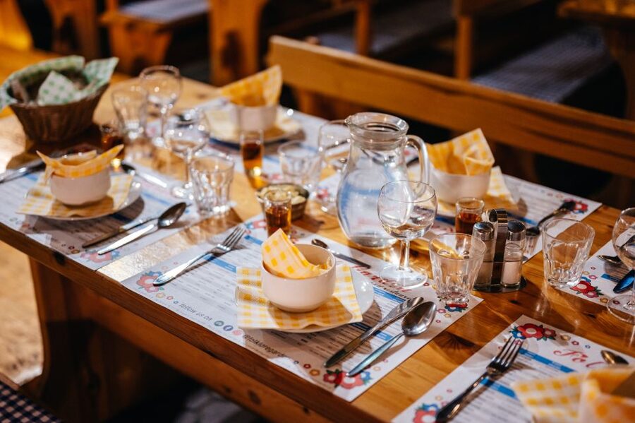 Prague: Dinner with Folk Show and Open Bar - Food reality check: what people praised, and one clear caution