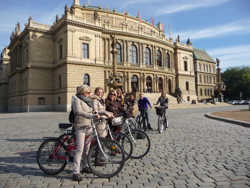 Prague E-Bike City Ride tour : 2hrs - Crossing the Vltava: Charles Bridge without the full walking day