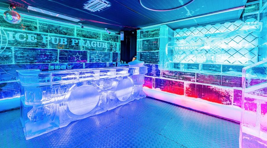 Prague: Entry ticket to Ice Pub Prague with Nightclub Option - What happens during your 20 minutes in the ice bar