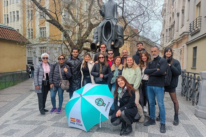 Prague Essential Tour Old Town and Jewish Quarter - Spanish Synagogue, Old-New Synagogue, and the Old Jewish Cemetery