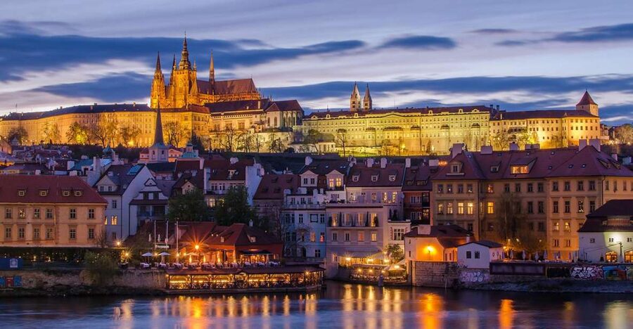 Prague: Evening Photography Tour by Car - Why a 2-Hour By-Car Photo Tour Makes Sense in Prague