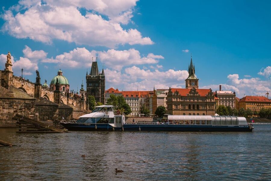 Prague: Evening Vltava River Eco Cruise with Prosecco - Prosecco, Snacks, and the Staff Style That Makes It Feel Easy