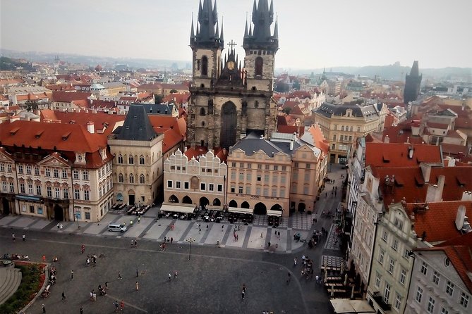 Prague Fairytale Tour: Old Town And Castle private tour - Stare Mesto (Old Town): Getting the Medieval Feeling in 40 Minutes