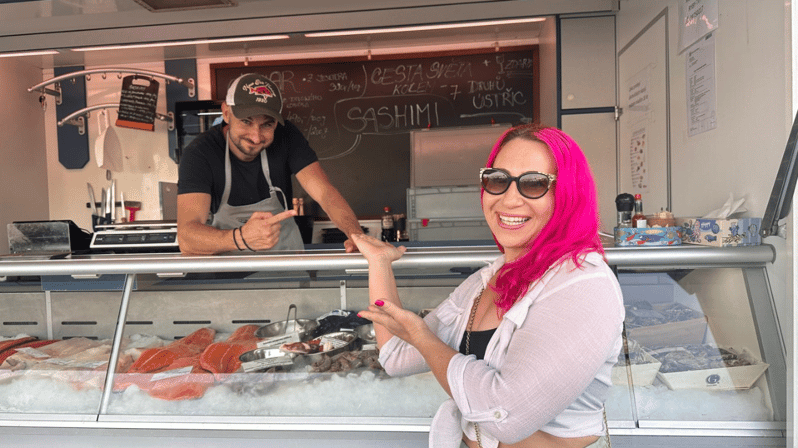 Prague: Farmers Market and Brunch Class with Celebrity Chef - Náplavka Farmers Market: tasting that actually teaches you
