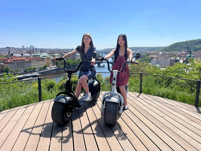 Prague: Fat Tire or Regular Scooter Tour with A Local Guide - Why I’d start Prague with an e-scooter loop