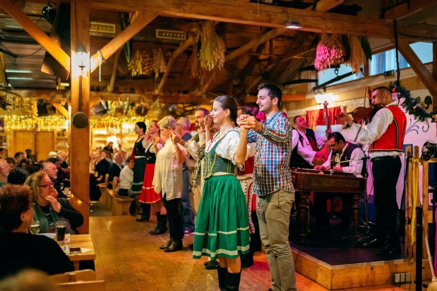 Prague: Folkloric Dinner Show with Unlimited Drinks - New Year’s Eve option for a long Czech night