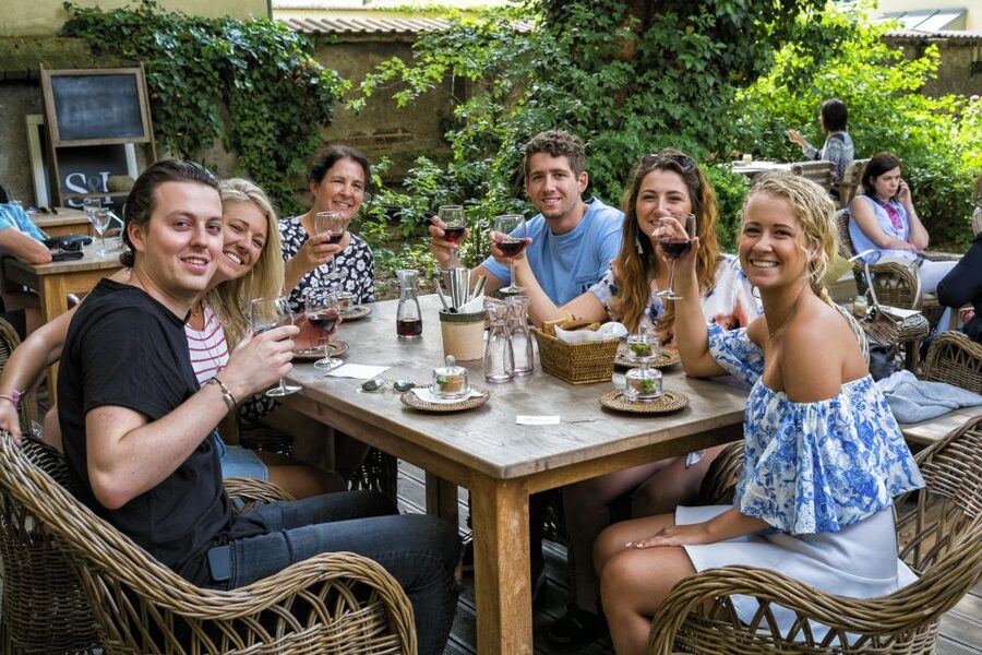 Prague: Food and Beer Guided Walking Tour with Tastings - Key points to know before you go