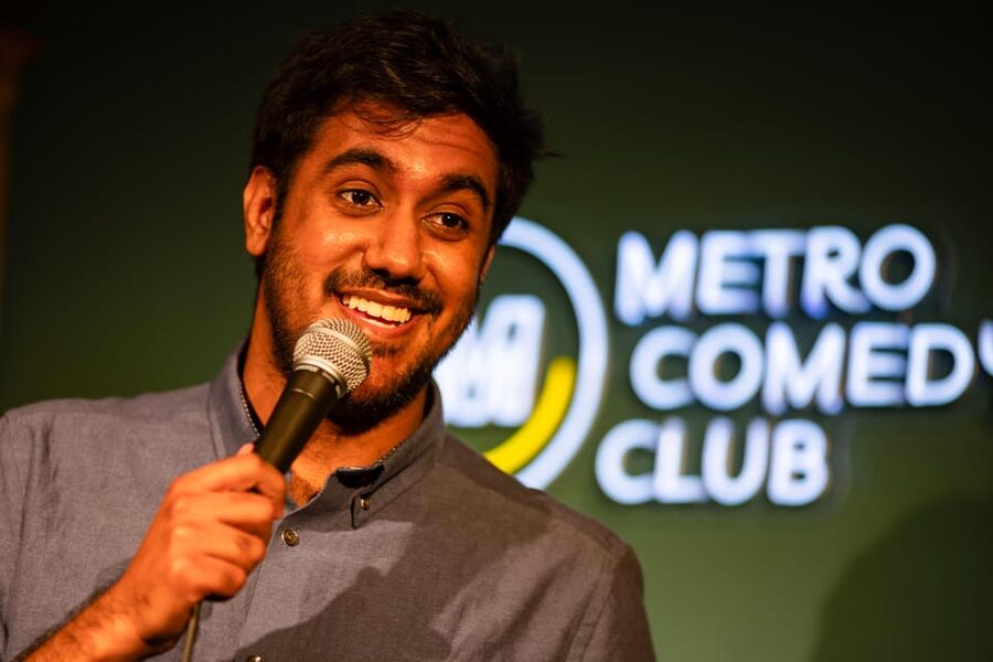 Prague: Friday Stand-Up Comedy in English - Metro Comedy Club: Location, entry, and what the setup means