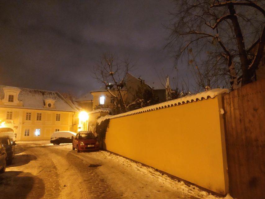Prague: Ghost Walking Tour - An actor guide, not a lecture
