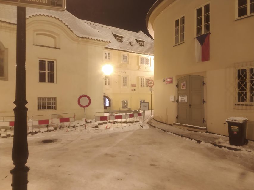 Prague: Ghost Walking Tour - How long is it, and what does 90 minutes feel like?