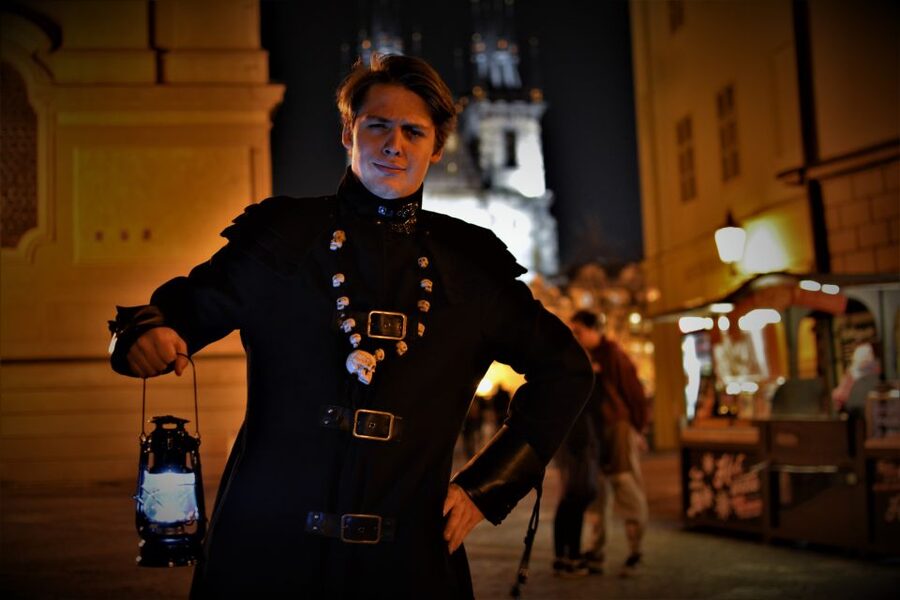 Prague: Ghosts, Legends, Medieval Underground & Dungeon Tour - The dungeon: candlelight execution history and Jan Mydlář
