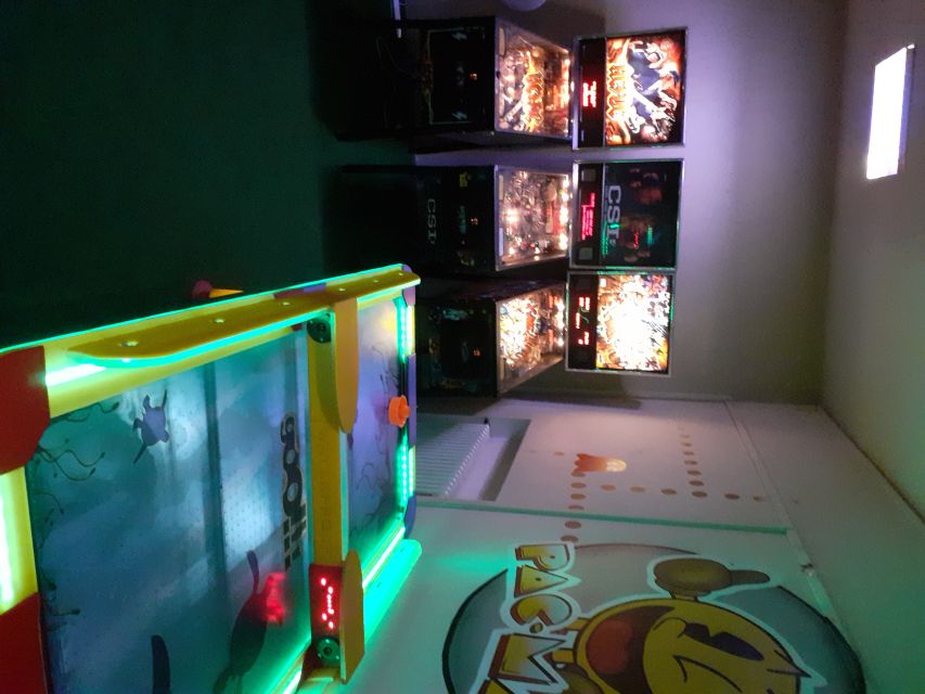 Prague: Glow Golf Mini Golf Game by UV Light - Key Prague Glow Golf Highlights