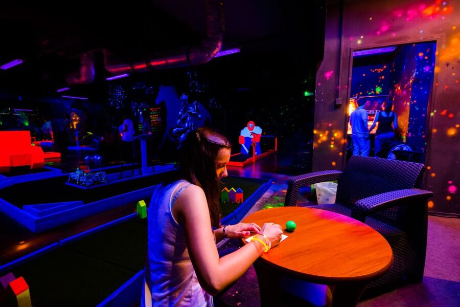 Prague: Glow Golf Mini Golf Game by UV Light - Quick Etiquette and Small Tips That Improve Your Round