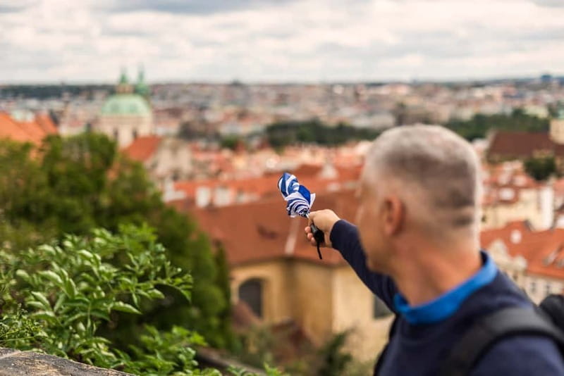 Prague Grand 2,5 hour + 2 hour exterior walking tour - Morning circuit: Old Town Square, Charles Bridge, then tram up to Pohořelec
