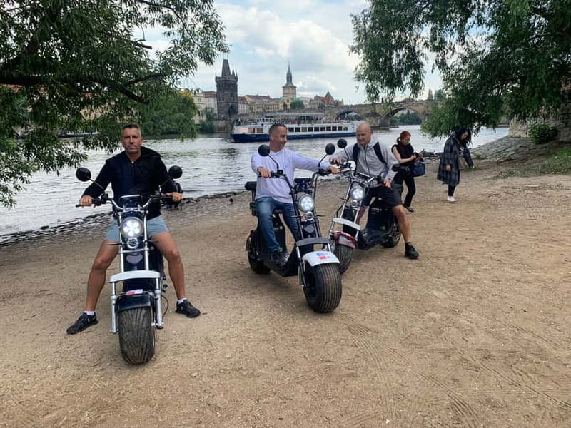Prague: Guided Fat Tire e-Scooter Tour - Kampa Park and the river ride that feels like a shortcut