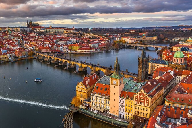 Prague Guided Walking Tour and Cruise with Authentic Czech Lunch - Meet at Křižovnické náměstí, then walk straight into the story