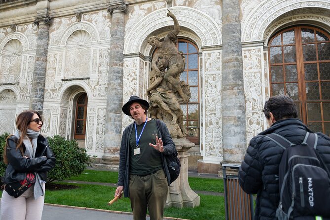 Prague Half Day City Tour Including Vltava River Cruise - Prague Castle Grounds: Flat at First, Then a Real Cobblestone Descent