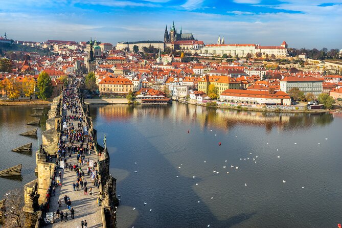 Prague Highlights in Half a Day - Wenceslas Square Start: Fast Orientation and Real Context