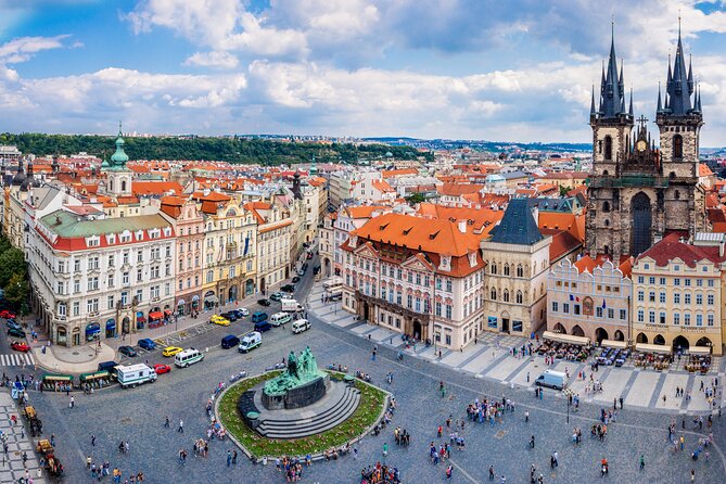 Prague Highlights in Half a Day - The Highest Church, St. Nepomuk, and Cubism Footprints
