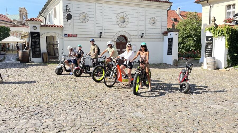 Prague: Highlights Tour on e-Scooter or eBike - Jewish heritage stops plus Rudolfinium for variety in one compact loop