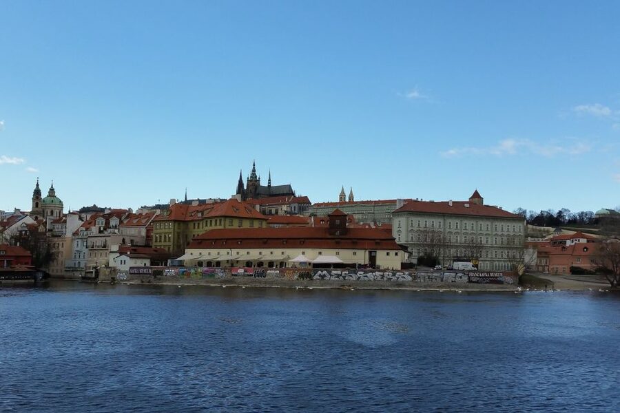 Prague: Historic City Center Bus Tour with Top Sights - Old Town: Astronomical Clock Area, Municipal House, and the Old Royal Court Site