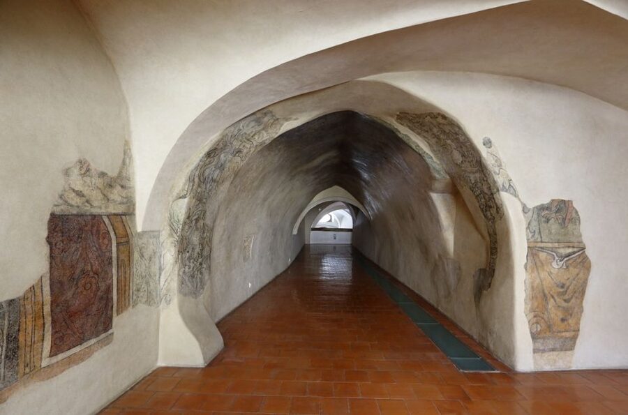 Prague: House at the Golden Ring Entry Ticket - Time, language, and how to make it feel worth your day