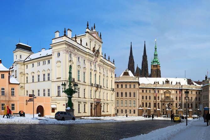 Prague Hradcany Castle, St Vitus Cathedral Tour with Tickets - Choosing your time: 2, 3, 4, or 5 hours without wasting energy