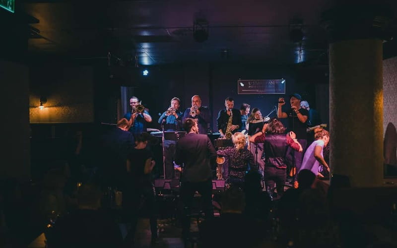Prague: Jazz Show with Signature Cocktail - The Welcome Cocktail: Included, Customizable, and Worth Paying Attention To