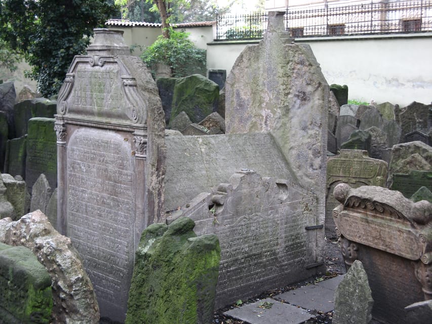 Prague: Jewish Quarter and Museum Guided Tour - Maisel and Pinkas Synagogues: exhibits you can take your time with