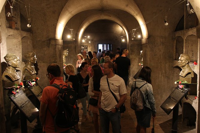 Prague Jewish Quarter and WW2 Private Tour - Timing, Pickup, and Getting There Without Stress
