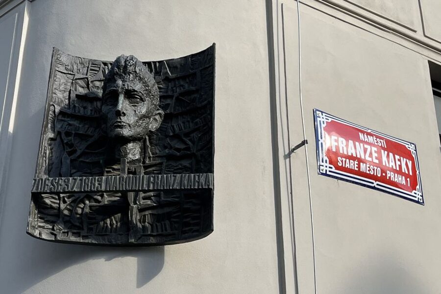 Prague: Jewish Town Guided Walking Tour - The Simple Logistics That Make or Break a 3-Hour Walk