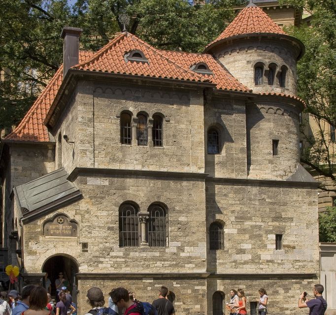 Prague: Jewish Town Walking Tour - Key highlights you will actually feel on the walk
