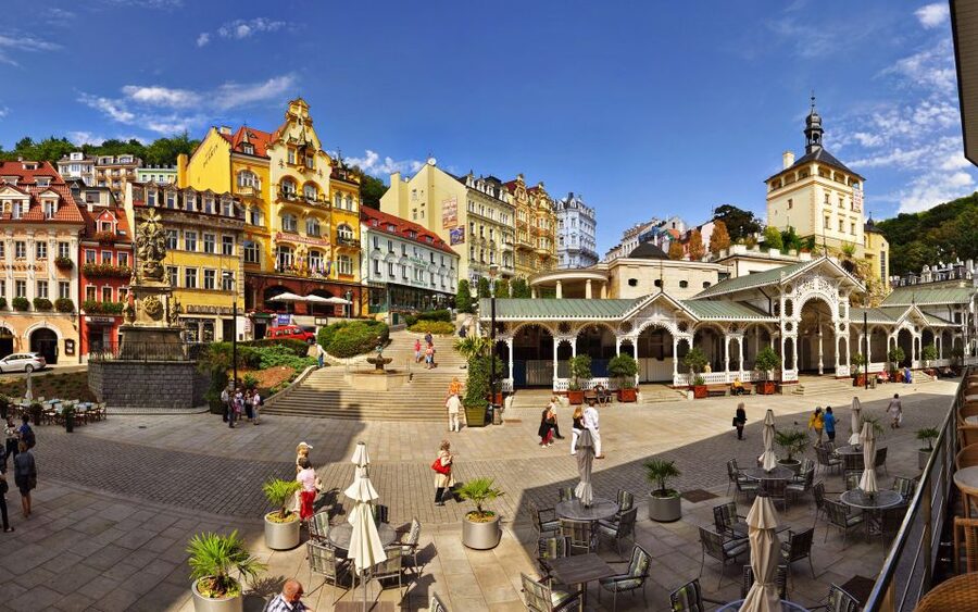 Prague: Karlovy Vary Day Trip with Watchtower and Funicular - Diana Observation Tower and Funicular: The Views That Change the Scale