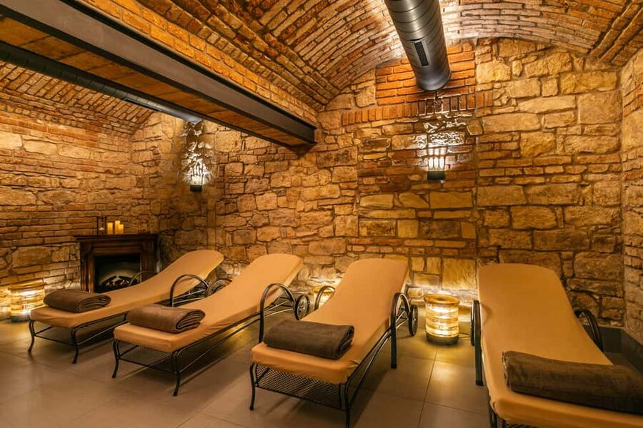 Prague: Lázně Pramen. Wine, Beer bath and Wellness SPA - Tips for making your hour feel smooth