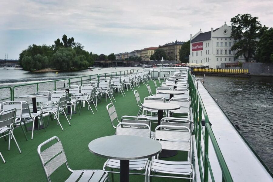 Prague: Lunch Cruise on Vltava River with open Buffet - Drinks, Cheese and Wine Add-Ons, and Avoiding Money Mistakes