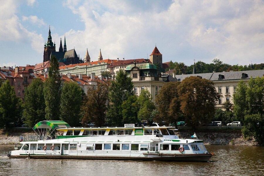 Prague: Lunch Cruise on Vltava River with open Buffet - Lodě Bevents and Pier No. 14: Start Smart for a Smooth Cruise
