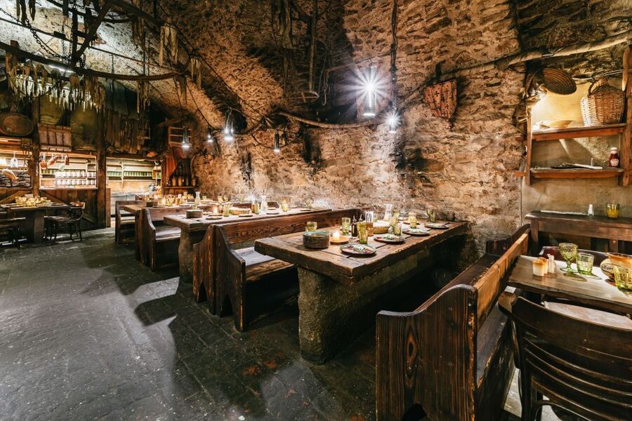 Prague: Medieval Dinner with Unlimited Drinks - Should You Book This Medieval Dinner?