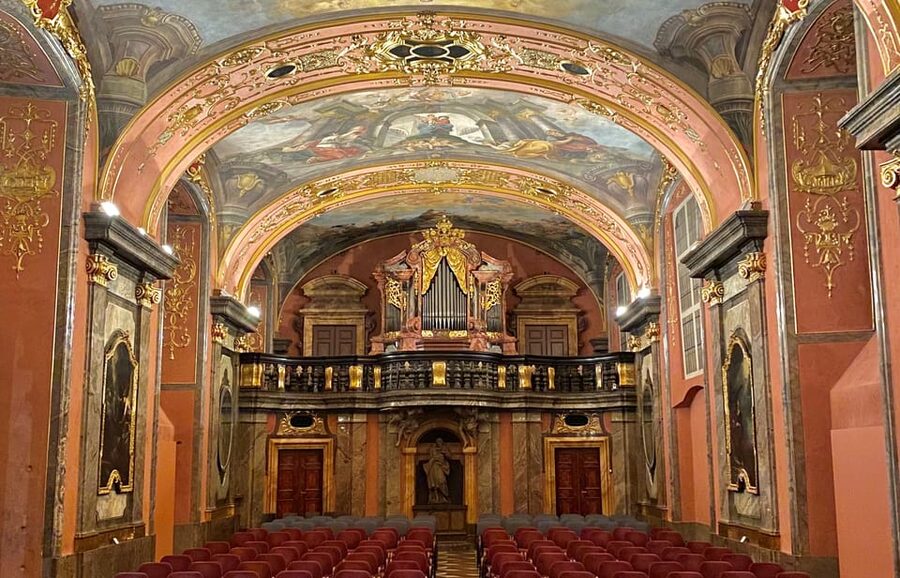 Prague: Mirror Chapel Classical Music Concert Ticket - Meet the soloists: Eva Müllerová, Stanislav Gallin, Viktor Mazáček