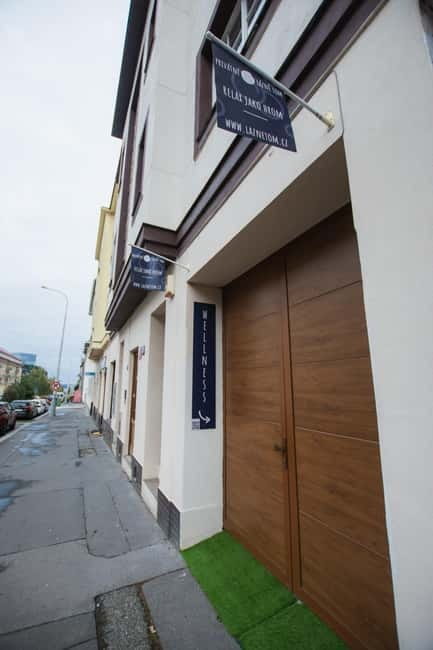 Prague: Modern Private Spa with Jacuzzi and/or Sauna - Logistics Without Headaches: Meeting Points and Arrival Time