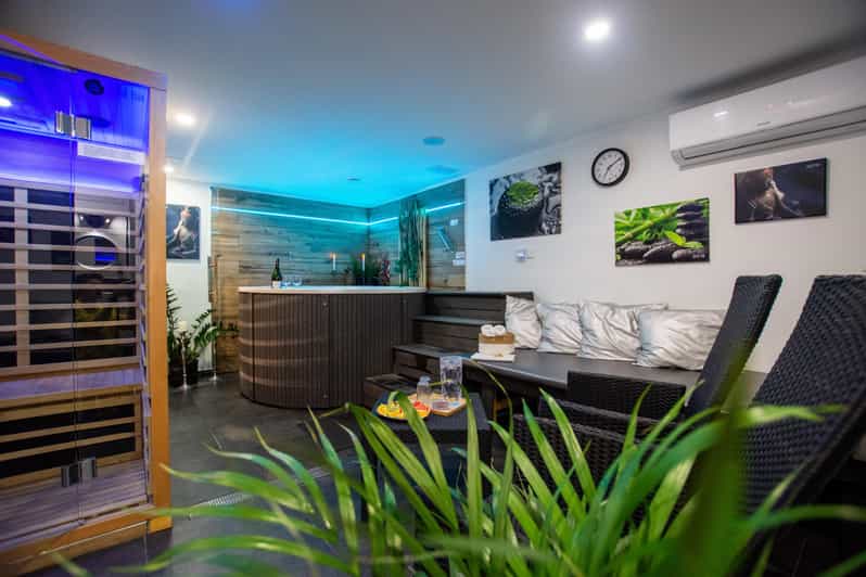 Prague: Modern Private Spa with Jacuzzi and/or Sauna - How This Fits Into a Prague Day