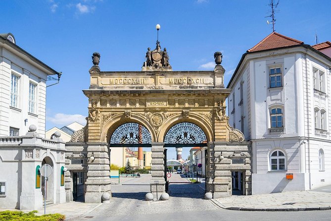 Prague-Munich One-Way Sightseeing Day Tour - Should you book this Prague to Munich one-way sightseeing tour?
