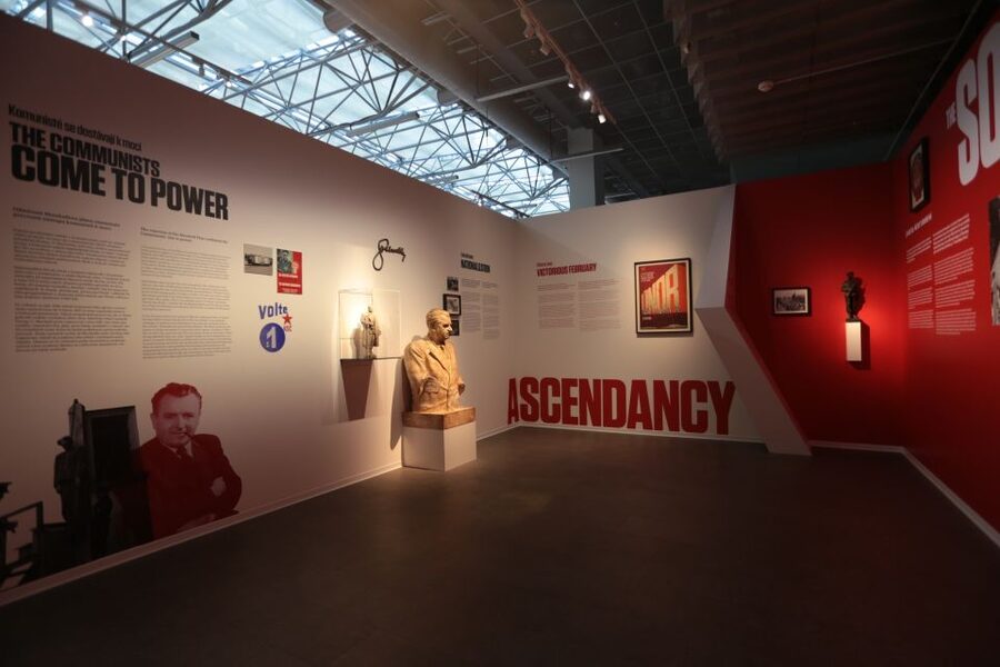 Prague: Museum of Communism Entrance Ticket - The 15-minute documentary, plus a cinema with regular showings